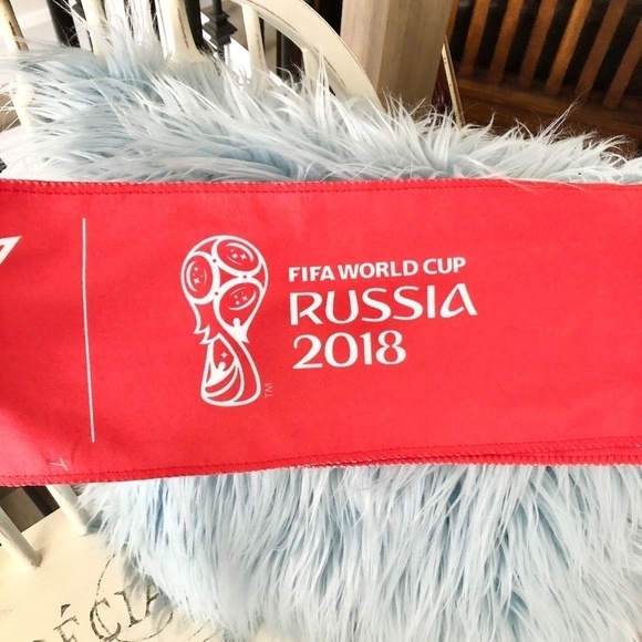 BUDWEISER, Scarf, Fifa, World Cup, Russia, 2018, Soccer, New Without Tags - Picture 9 of 9